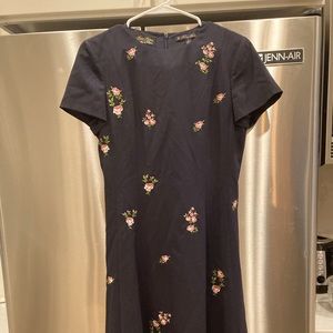 Brooks Brothers classic a-line wool dress. Size 8.worn one time.